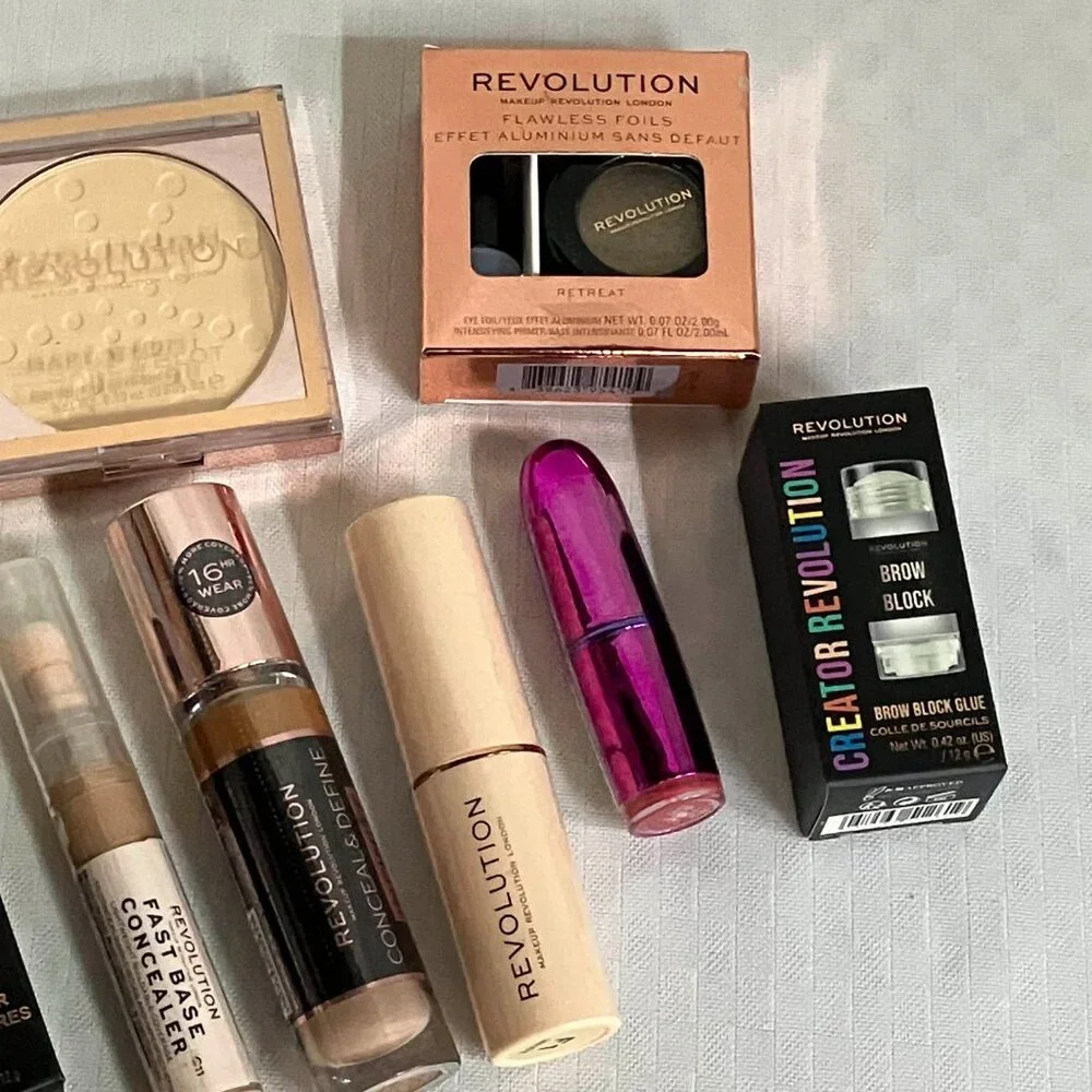 Revolution Makeup Lot Of 10 Base Concealers Blush Foundation Powder Eyes & Lips